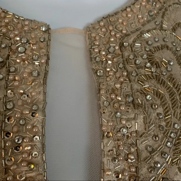 Eliza J sleeveless formal gown beaded accents fully lined with pockets!  Size 12 - Picture 4 of 10